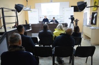 Підсумки дня голосування на Луганщині: підвіз виборців, незаконна агітація та присутність народного депутата на дільницях